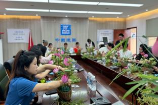 Khóc không thành tiếng! Nữ cầu thủ bóng đá á quân trung học Nhật Bản khóc rống+cúi đầu với khán giả! Chương 32!